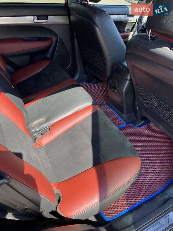 Позашляховик / Кросовер Kia Sorento 2011 в Житомирі