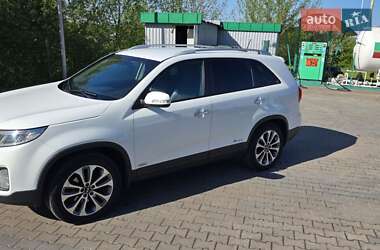 Внедорожник / Кроссовер Kia Sorento 2014 в 