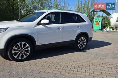Внедорожник / Кроссовер Kia Sorento 2014 в 