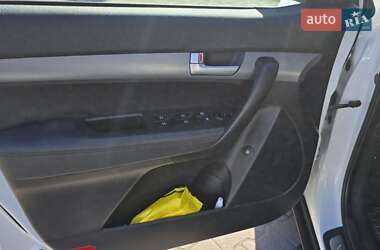 Внедорожник / Кроссовер Kia Sorento 2014 в 