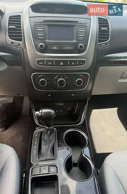 Внедорожник / Кроссовер Kia Sorento 2014 в 