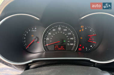Внедорожник / Кроссовер Kia Sorento 2014 в 