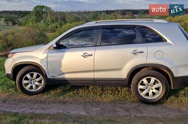 Позашляховик / Кросовер Kia Sorento 2013 в 