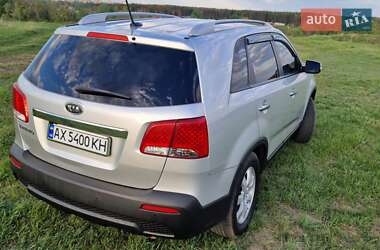 Позашляховик / Кросовер Kia Sorento 2013 в 