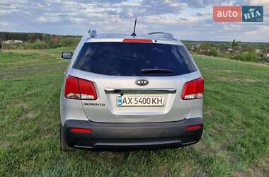 Позашляховик / Кросовер Kia Sorento 2013 в 