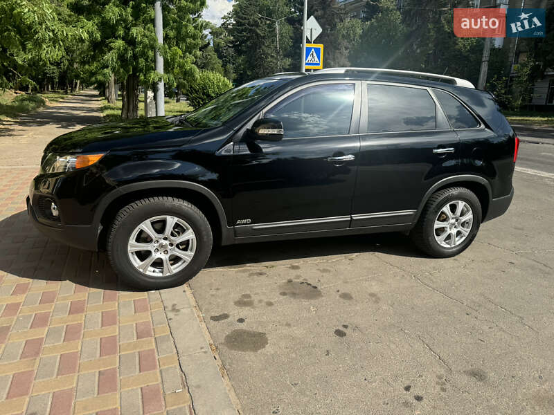 Позашляховик / Кросовер Kia Sorento 2011 в Краматорську