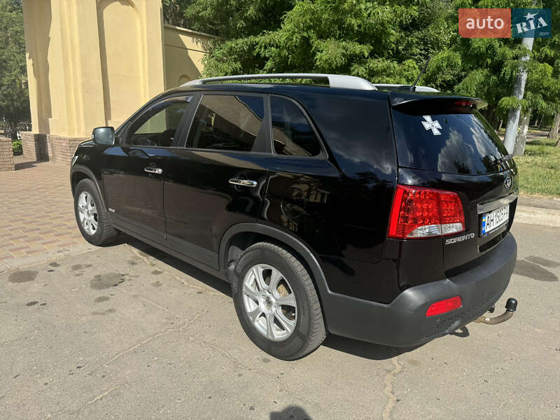 Позашляховик / Кросовер Kia Sorento 2011 в Краматорську