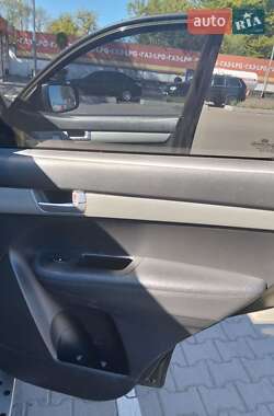 Внедорожник / Кроссовер Kia Sorento 2010 в 