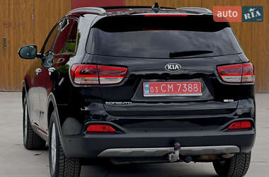 Позашляховик / Кросовер Kia Sorento 2017 в 