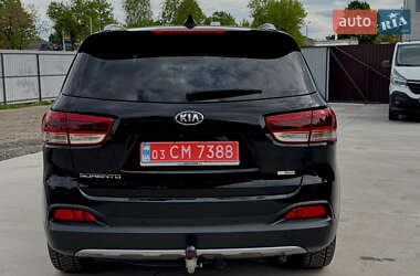 Позашляховик / Кросовер Kia Sorento 2017 в 