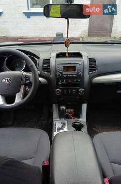 Внедорожник / Кроссовер Kia Sorento 2010 в 