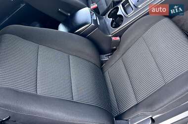 Позашляховик / Кросовер Kia Sorento 2008 в 