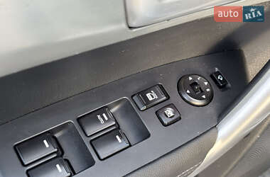 Внедорожник / Кроссовер Kia Sorento 2011 в 