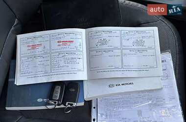 Внедорожник / Кроссовер Kia Sorento 2011 в 