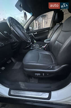 Внедорожник / Кроссовер Kia Sorento 2013 в 