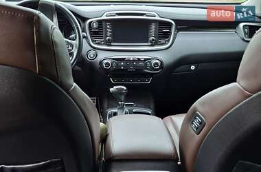 Внедорожник / Кроссовер Kia Sorento 2016 в 