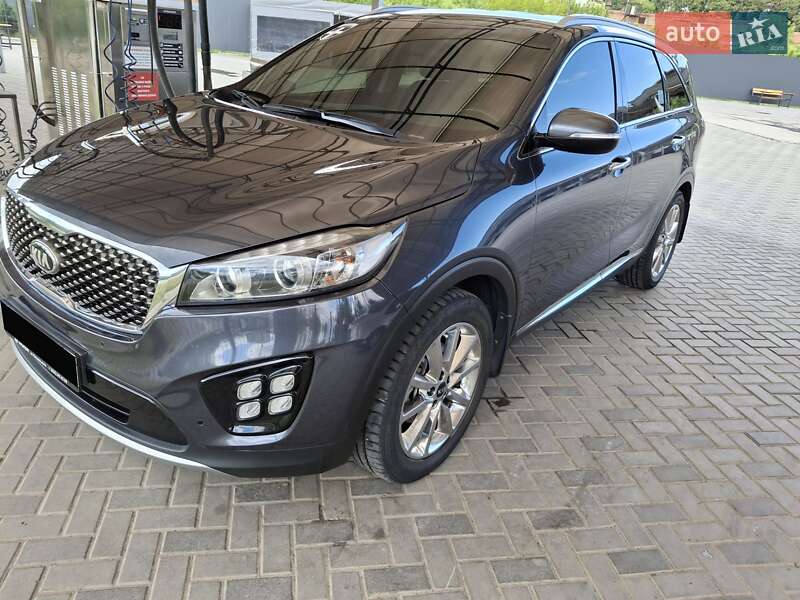 Внедорожник / Кроссовер Kia Sorento 2016 в Полтаве