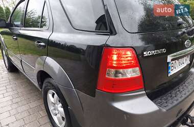 Позашляховик / Кросовер Kia Sorento 2008 в 