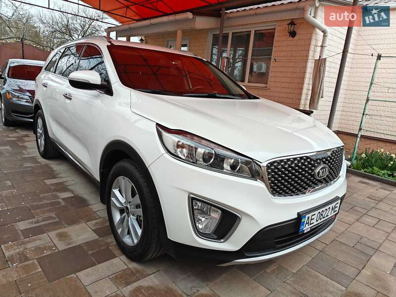 Внедорожник / Кроссовер Kia Sorento 2016 в 