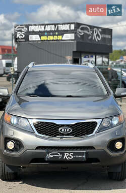 Позашляховик / Кросовер Kia Sorento 2011 в 