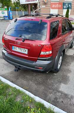 Внедорожник / Кроссовер Kia Sorento 2003 в 