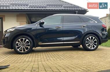 Внедорожник / Кроссовер Kia Sorento 2019 в 