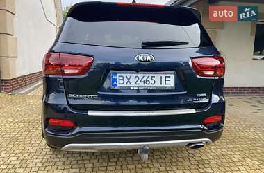 Внедорожник / Кроссовер Kia Sorento 2019 в 