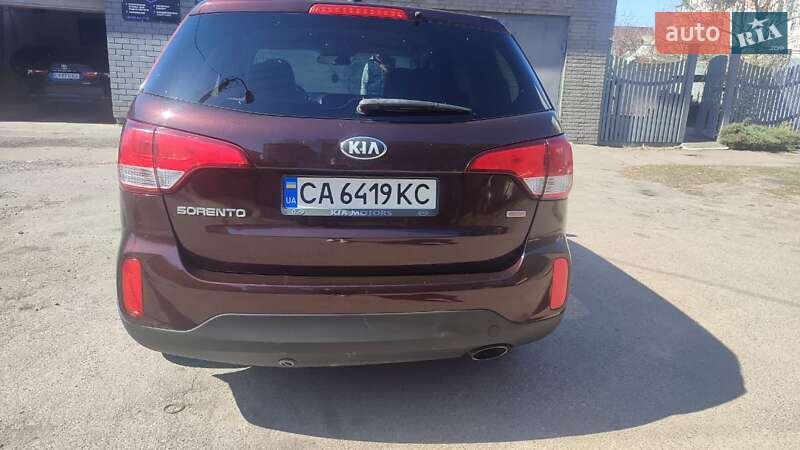Внедорожник / Кроссовер Kia Sorento 2013 в 