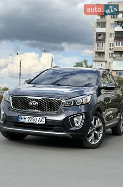 Позашляховик / Кросовер Kia Sorento 2015 в 