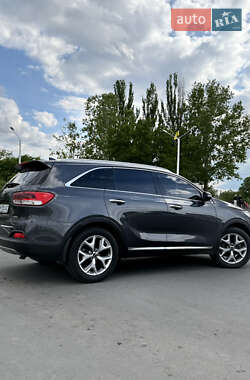 Позашляховик / Кросовер Kia Sorento 2015 в 
