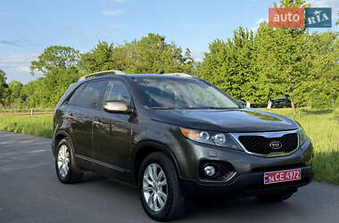 Позашляховик / Кросовер Kia Sorento 2012 в 