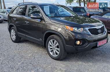 Позашляховик / Кросовер Kia Sorento 2011 в 