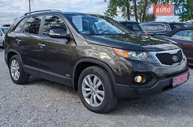 Позашляховик / Кросовер Kia Sorento 2011 в 