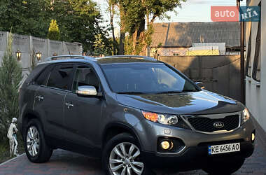 Позашляховик / Кросовер Kia Sorento 2012 в 