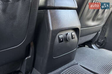 Позашляховик / Кросовер Kia Sorento 2012 в 