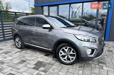 Позашляховик / Кросовер Kia Sorento 2016 в 