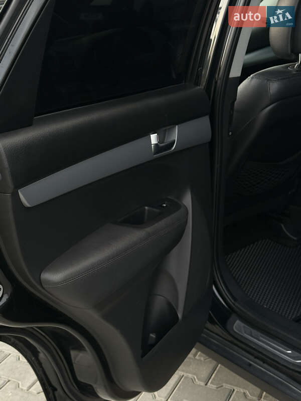Позашляховик / Кросовер Kia Sorento 2012 в Івано-Франківську