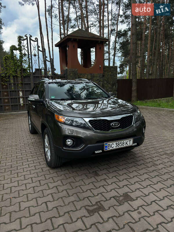 Внедорожник / Кроссовер Kia Sorento 2010 в 