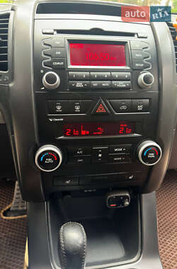 Внедорожник / Кроссовер Kia Sorento 2010 в 