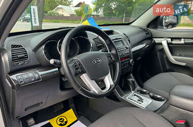 Внедорожник / Кроссовер Kia Sorento 2012 в 