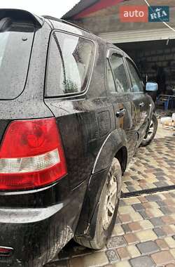 Позашляховик / Кросовер Kia Sorento 2002 в 