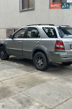 Позашляховик / Кросовер Kia Sorento 2003 в Тячеві