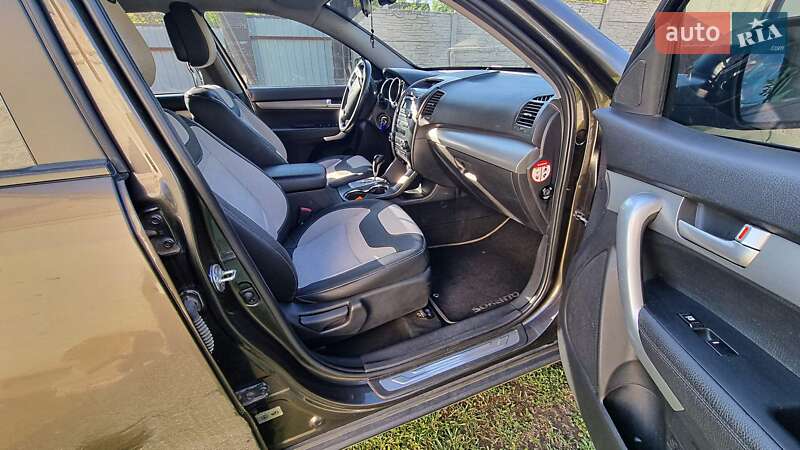 Внедорожник / Кроссовер Kia Sorento 2012 в Днепре