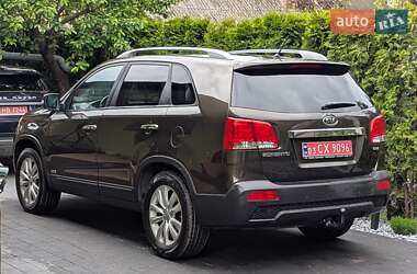Внедорожник / Кроссовер Kia Sorento 2010 в 