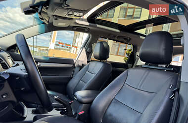 Внедорожник / Кроссовер Kia Sorento 2013 в 