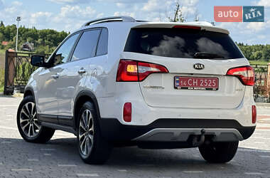Внедорожник / Кроссовер Kia Sorento 2013 в 