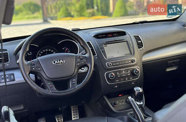 Внедорожник / Кроссовер Kia Sorento 2013 в 