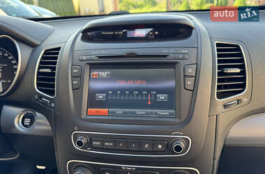 Внедорожник / Кроссовер Kia Sorento 2013 в 