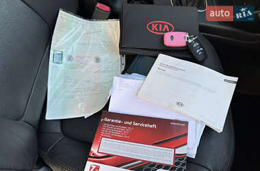 Внедорожник / Кроссовер Kia Sorento 2013 в 