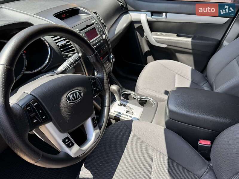 Позашляховик / Кросовер Kia Sorento 2012 в Вінниці